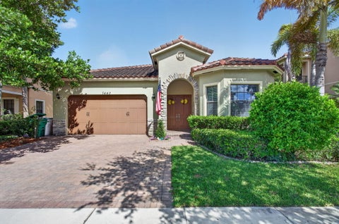 Tiny photo for 7443 NW 113TH Avenue, Parkland, FL 33076 (MLS # B26063531)