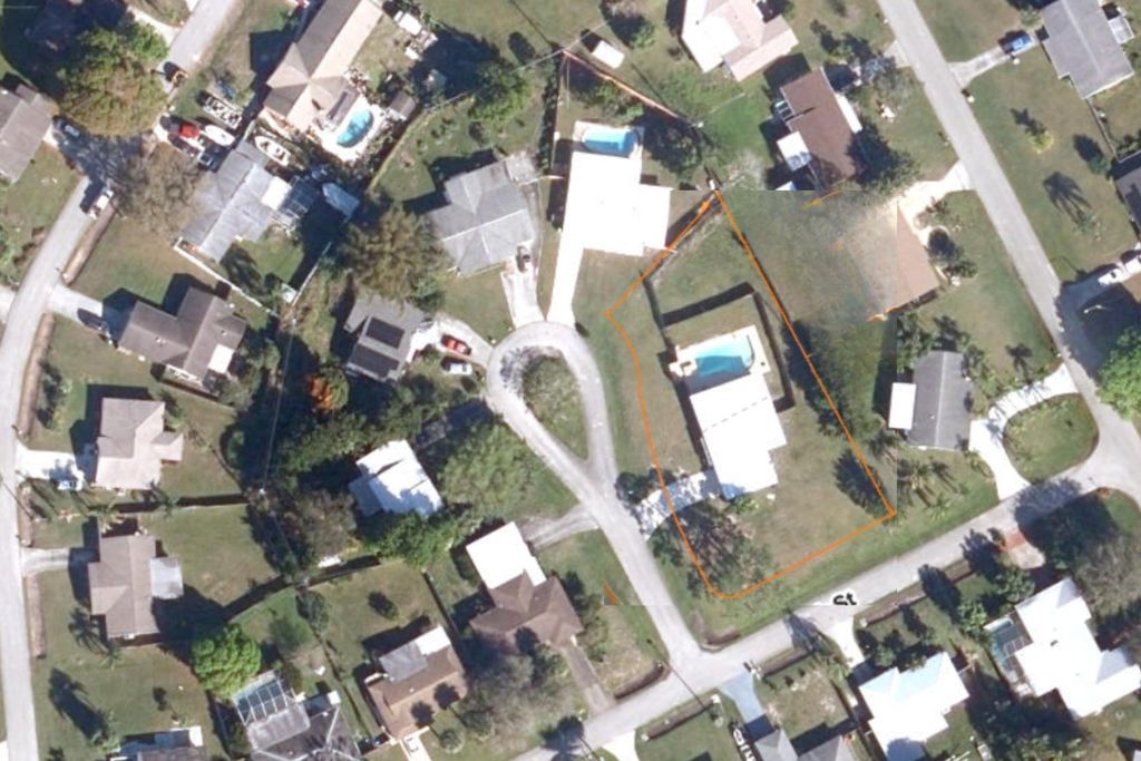 Photo of 209 Oak Lane, Port Saint Lucie, FL 34952 (MLS # R11163543)