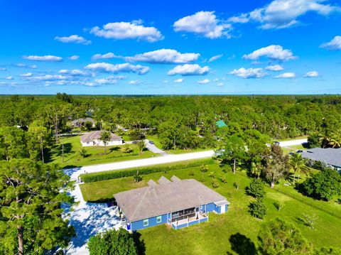 A home in Loxahatchee