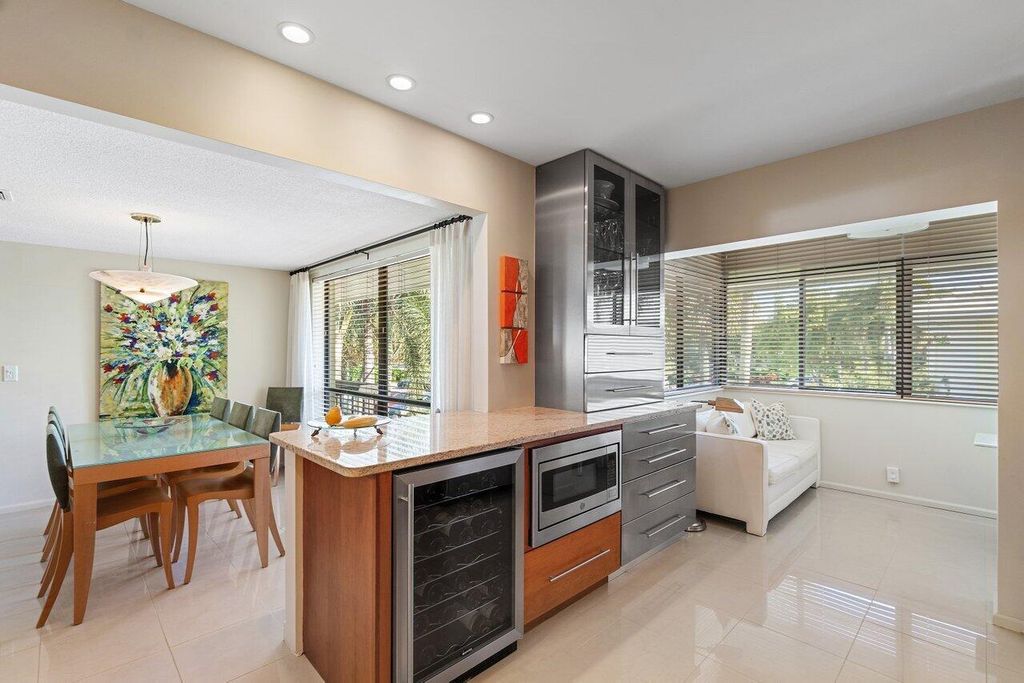 Photo of 3671 Quail Ridge Drive N #Bobwhite B, Boynton Beach, FL 33436 (MLS # R10934135)