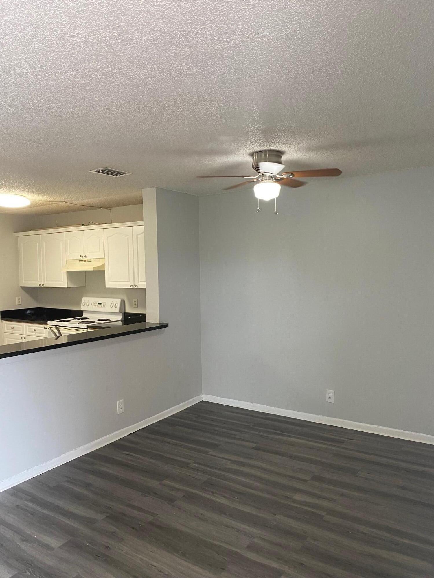 11453 NW 35th Street