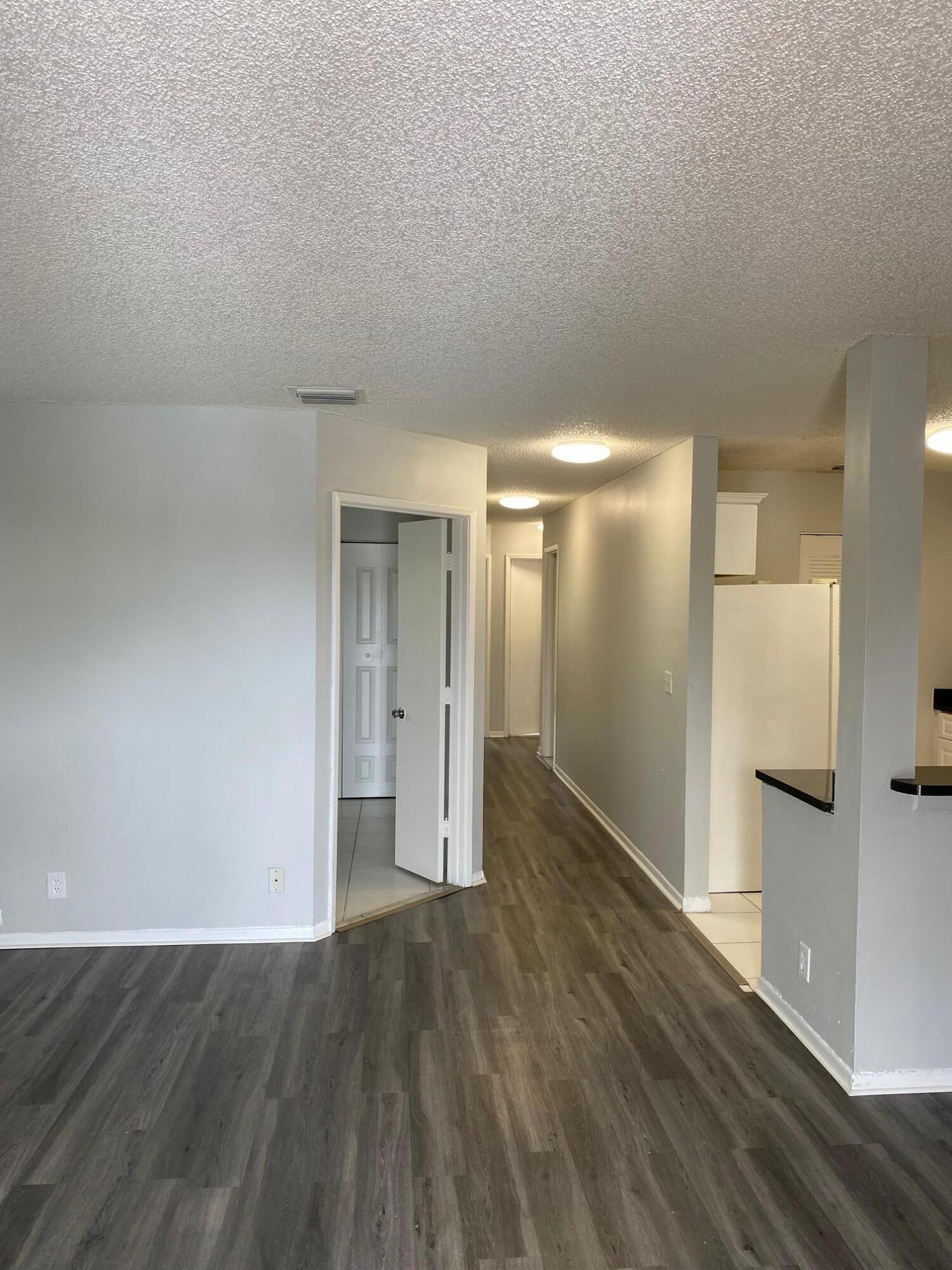 11453 NW 35th Street