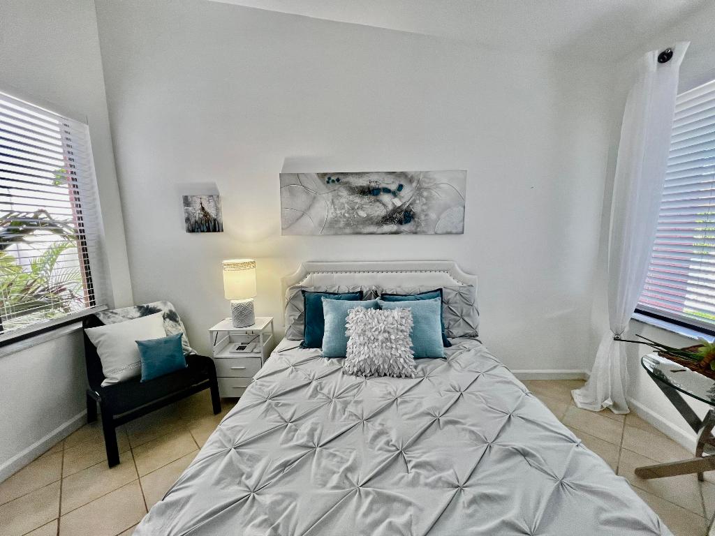 HERITAGE PINES - Residential