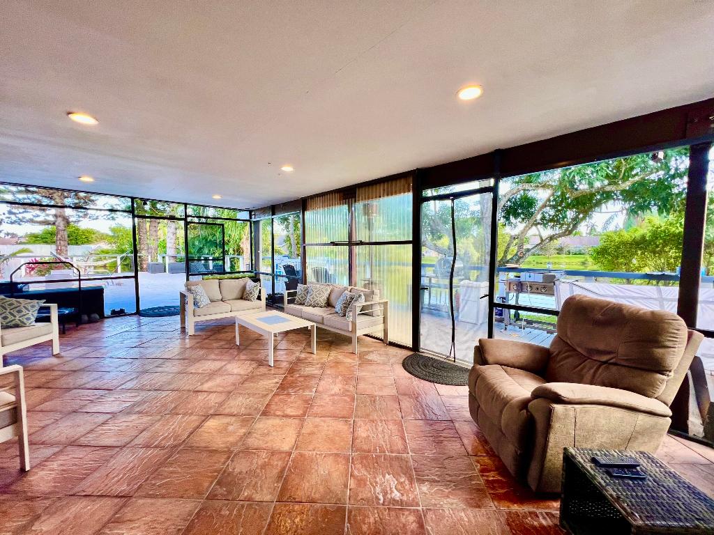 HERITAGE PINES - Residential