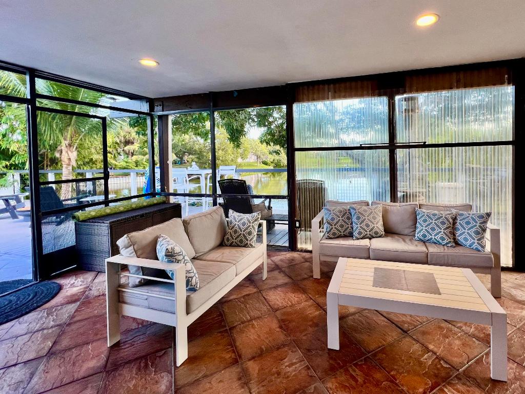 HERITAGE PINES - Residential