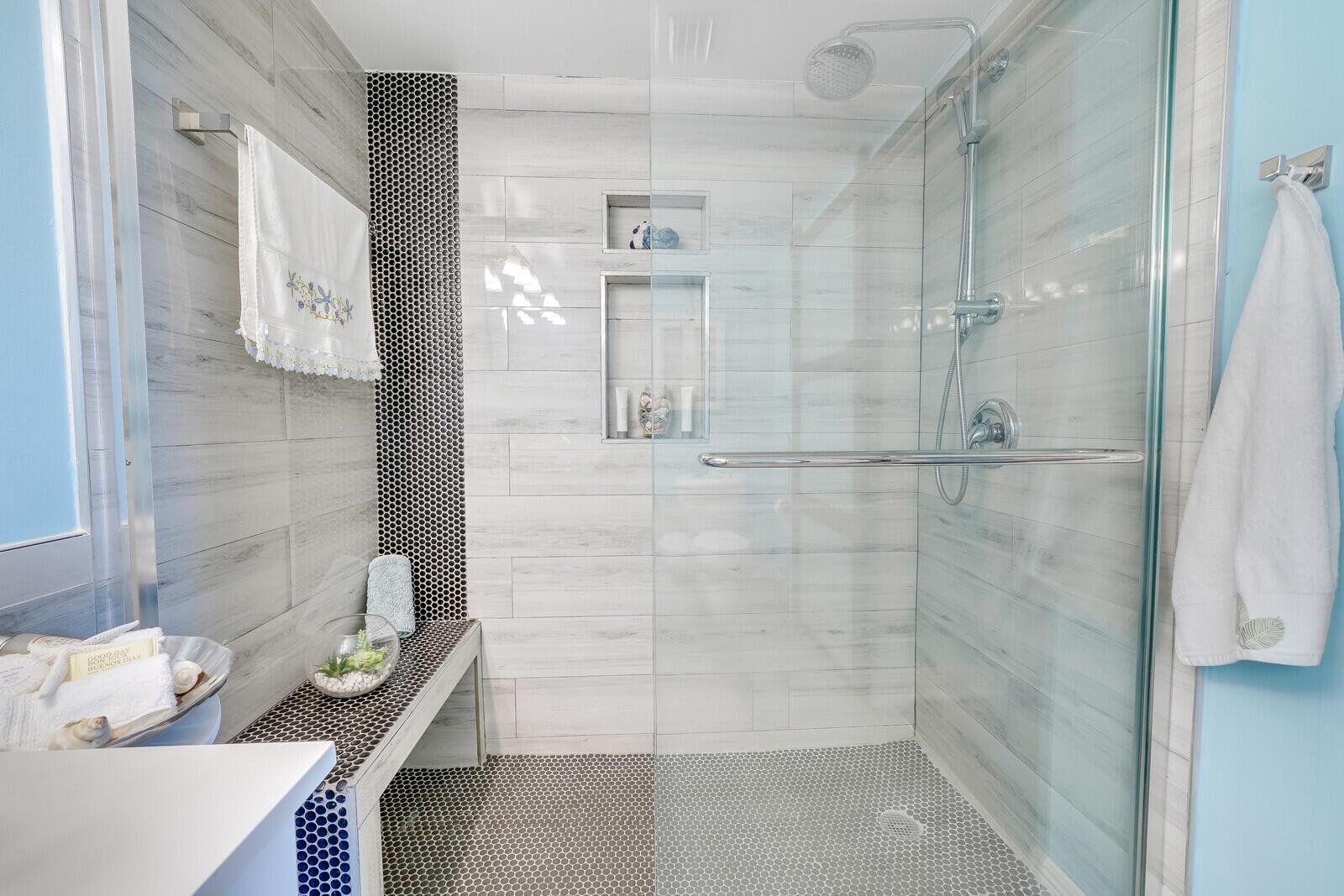 610 CLEMATIS CONDO - Residential Lease