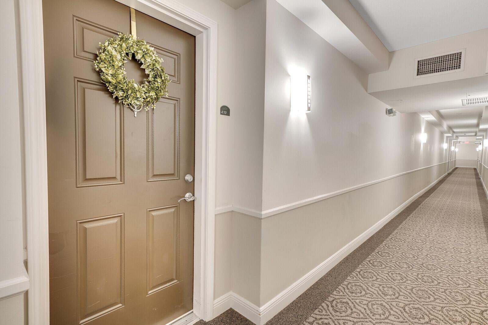 610 CLEMATIS CONDO - Residential Lease