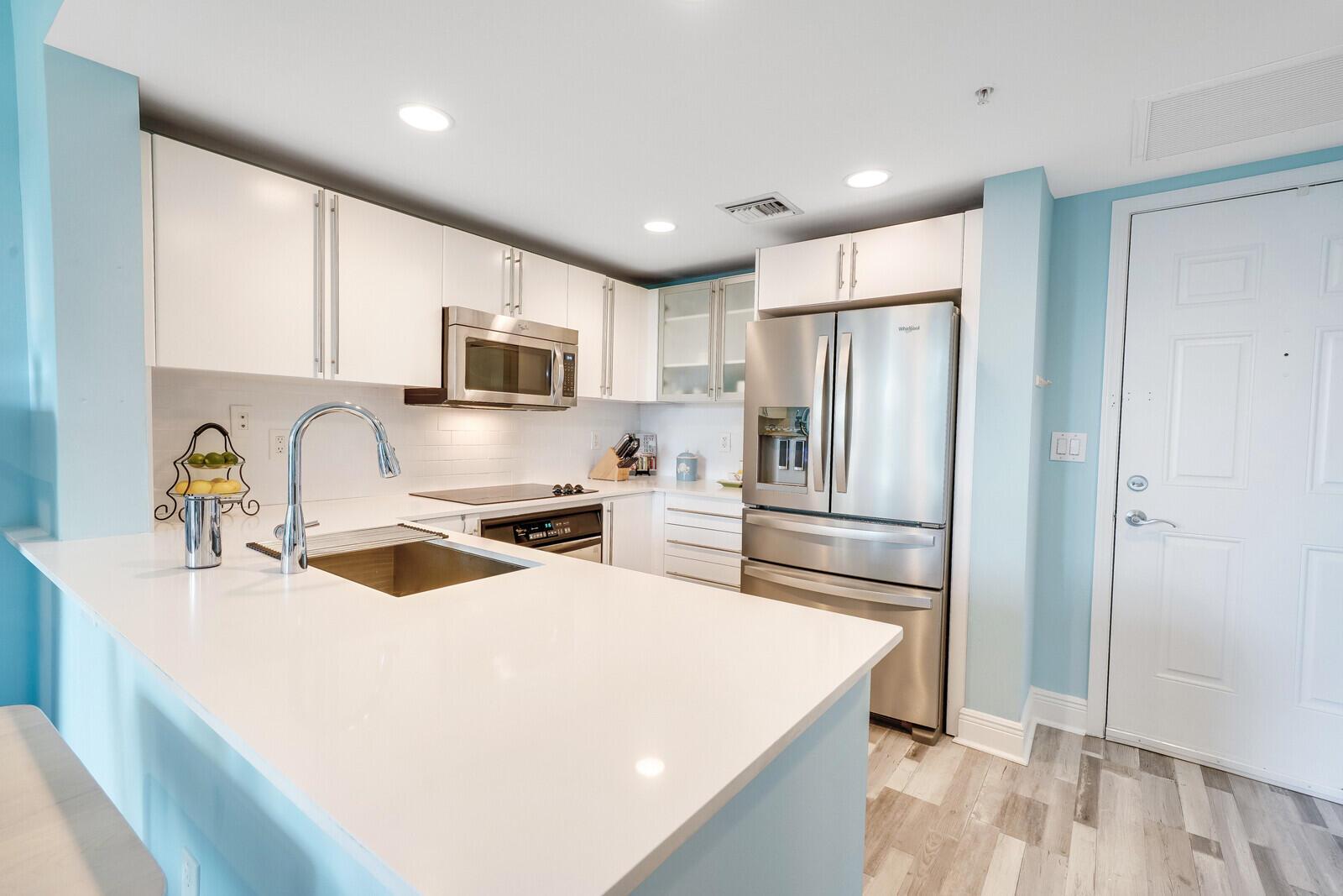 610 CLEMATIS CONDO - Residential Lease