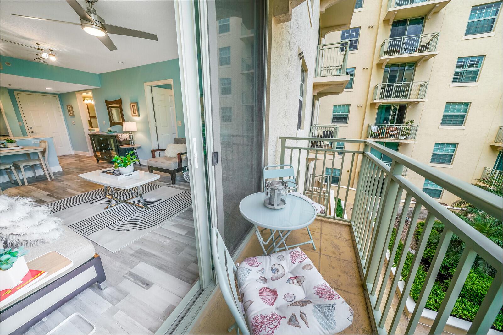 610 CLEMATIS CONDO - Residential Lease