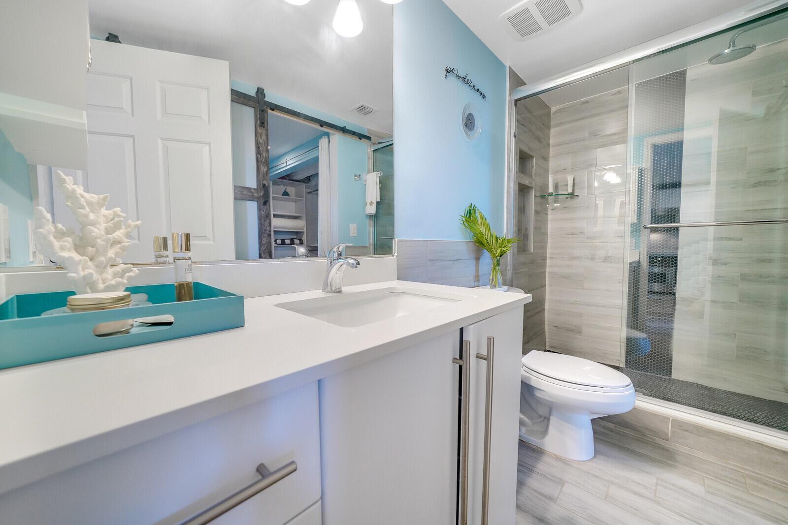 610 CLEMATIS CONDO - Residential Lease