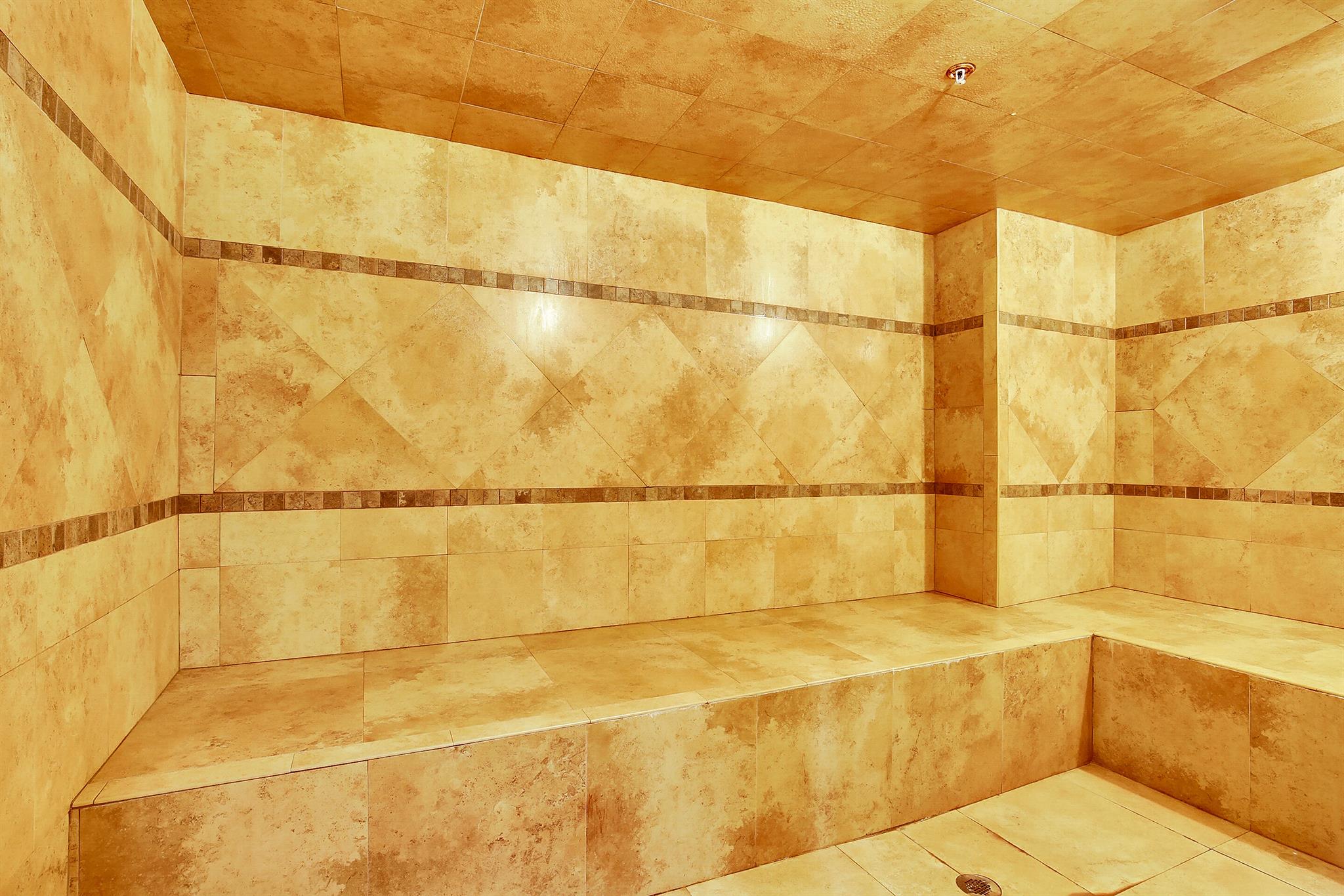 610 CLEMATIS CONDO - Residential Lease