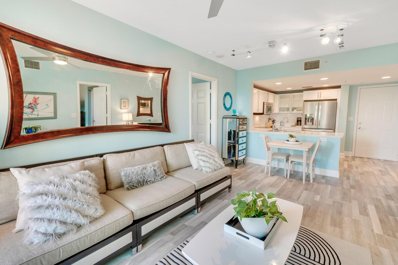 610 CLEMATIS CONDO - Residential Lease