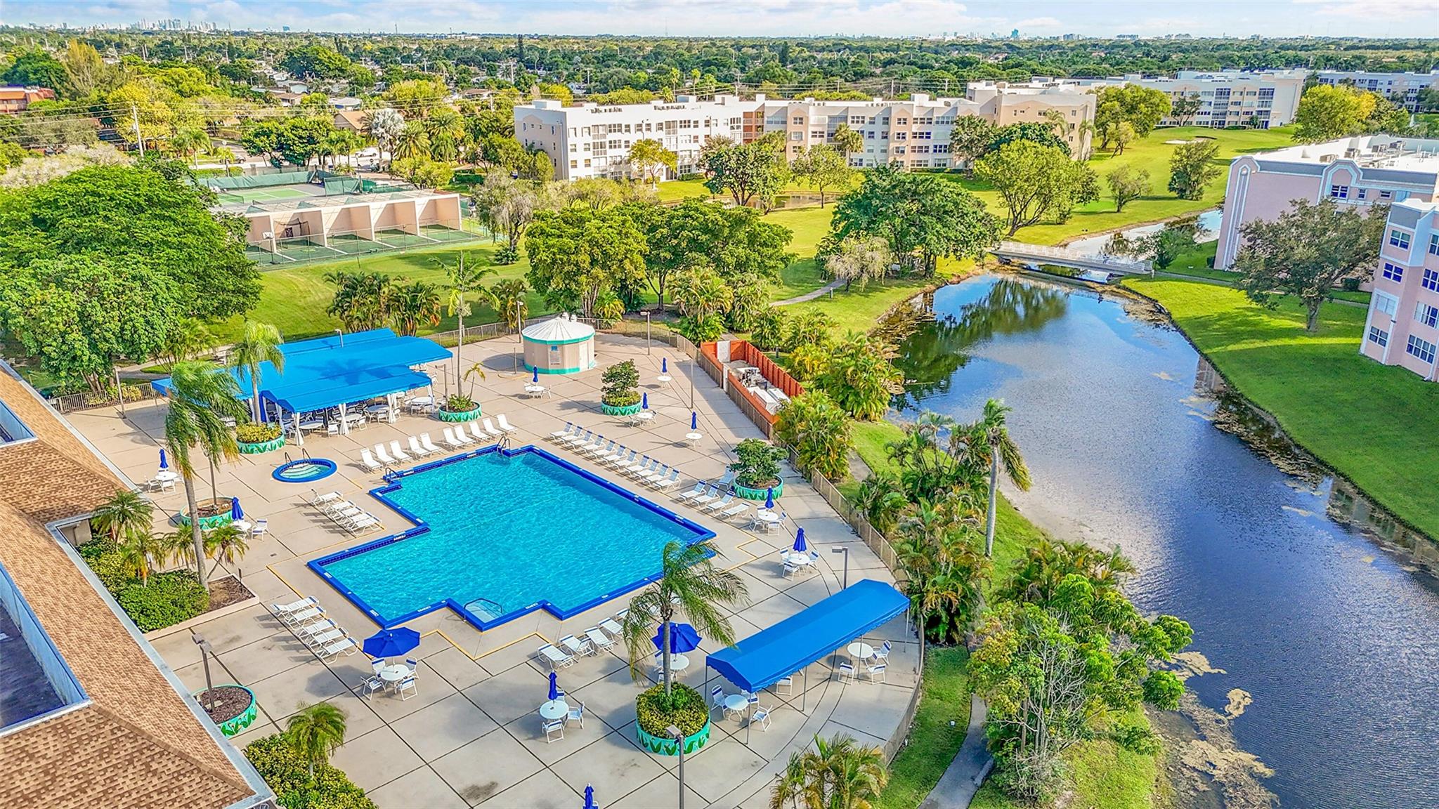 Sunrise Lakes Phase 4 - Residential