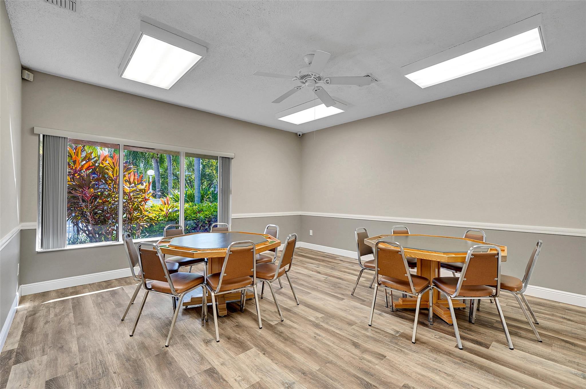 Sunrise Lakes Phase 4 - Residential