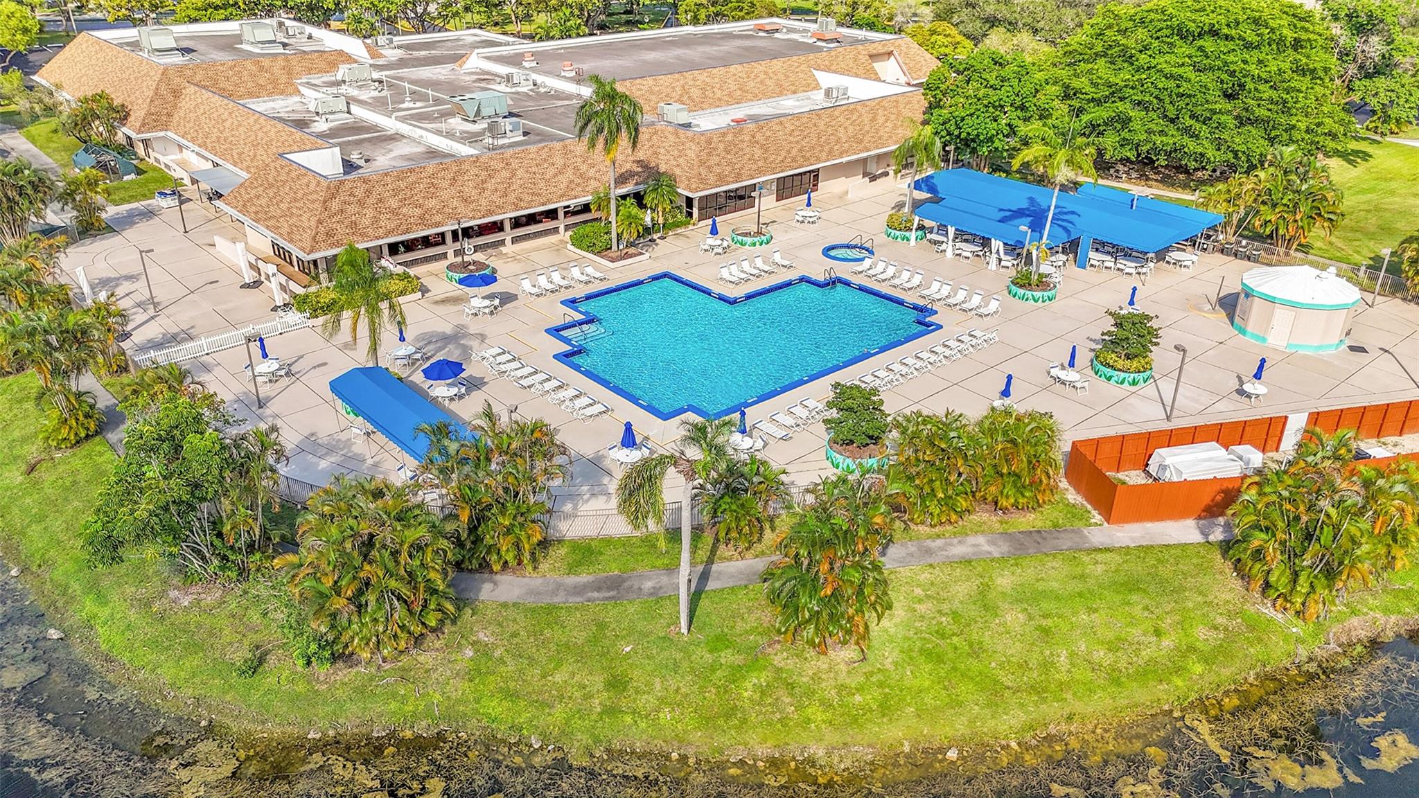 Sunrise Lakes Phase 4 - Residential