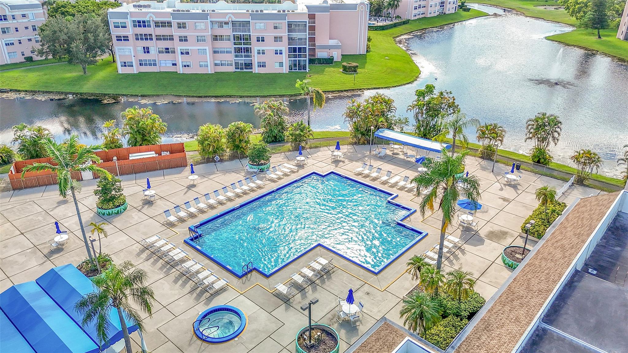 Sunrise Lakes Phase 4 - Residential