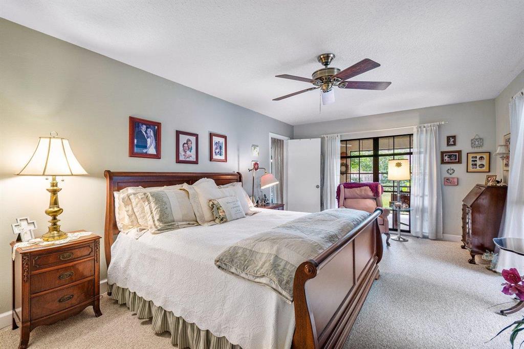 SUGAR POND MANOR OF WELLINGTON - Residential