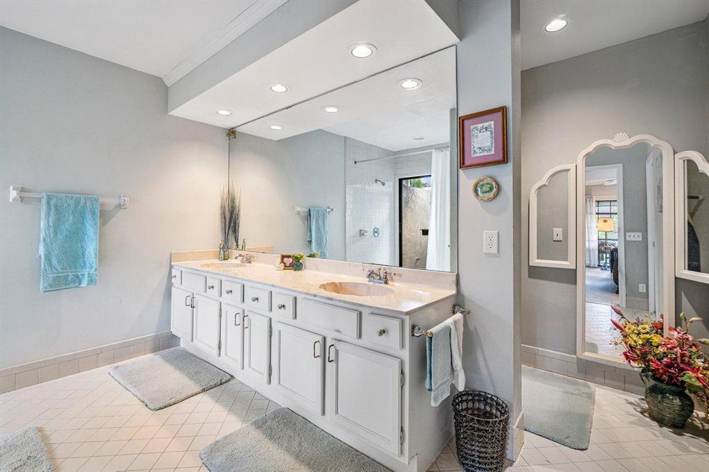 SUGAR POND MANOR OF WELLINGTON - Residential