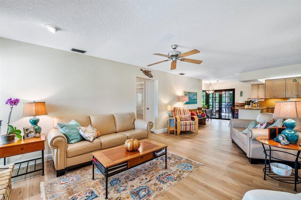 SUGAR POND MANOR OF WELLINGTON - Residential