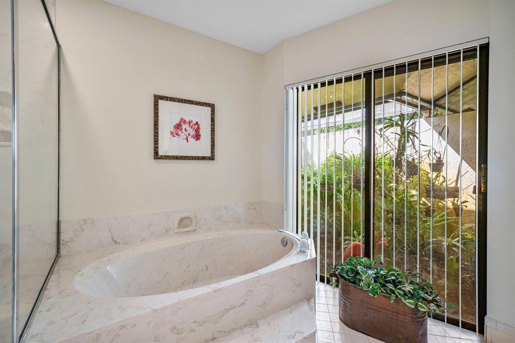 SUGAR POND MANOR OF WELLINGTON - Residential