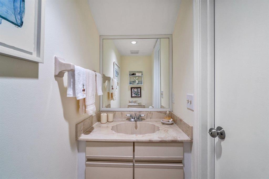 SUGAR POND MANOR OF WELLINGTON - Residential