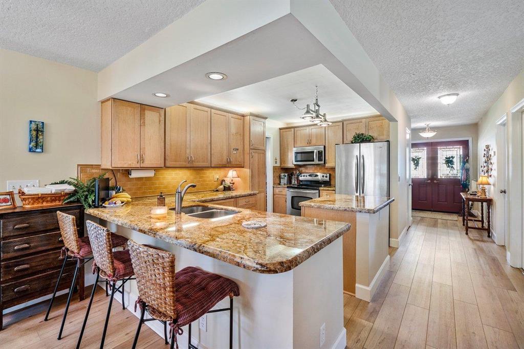 SUGAR POND MANOR OF WELLINGTON - Residential