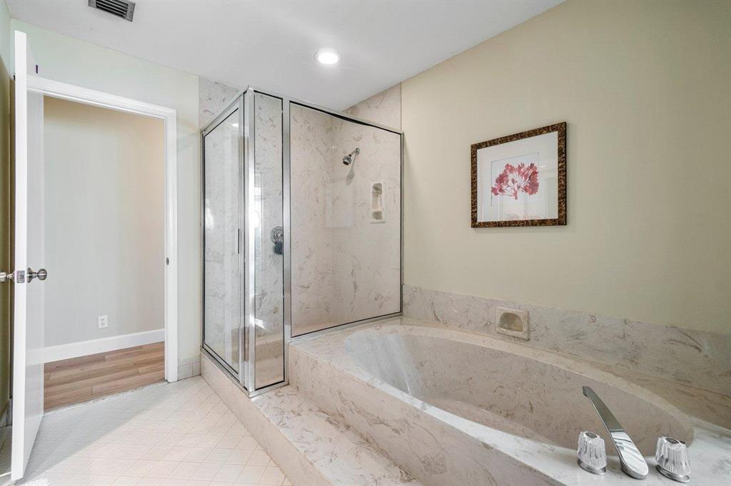 SUGAR POND MANOR OF WELLINGTON - Residential