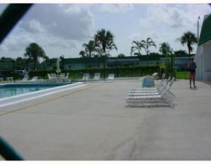 CRESTHAVEN CONDO TOWNHOME - Residential Lease