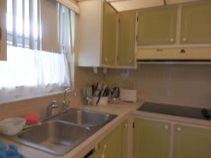 CRESTHAVEN CONDO TOWNHOME - Residential Lease