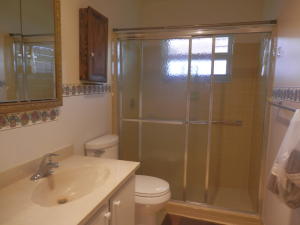 CRESTHAVEN CONDO TOWNHOME - Residential Lease