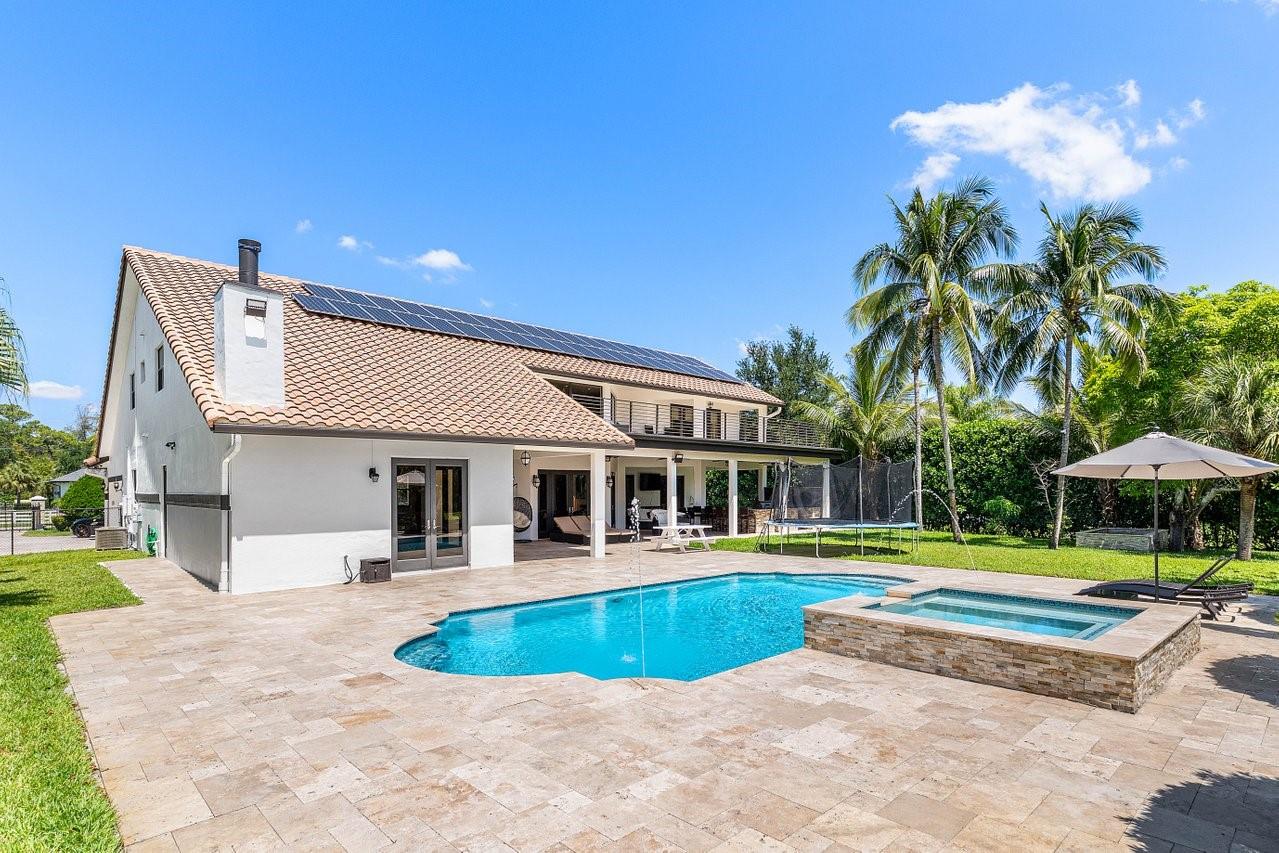 Pine Tree Estates - Residential