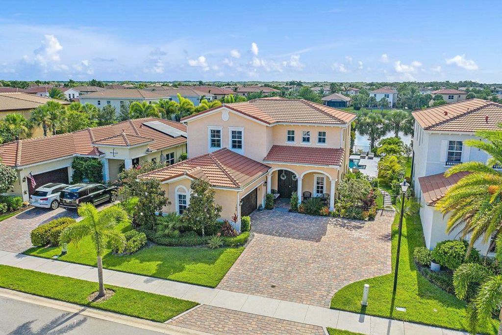 Photo of 160 Rudder Cay Way, Jupiter, FL 33458 (MLS # R11095607)