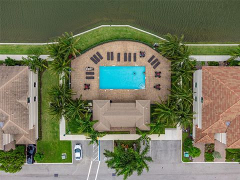 A home in Oakland Park