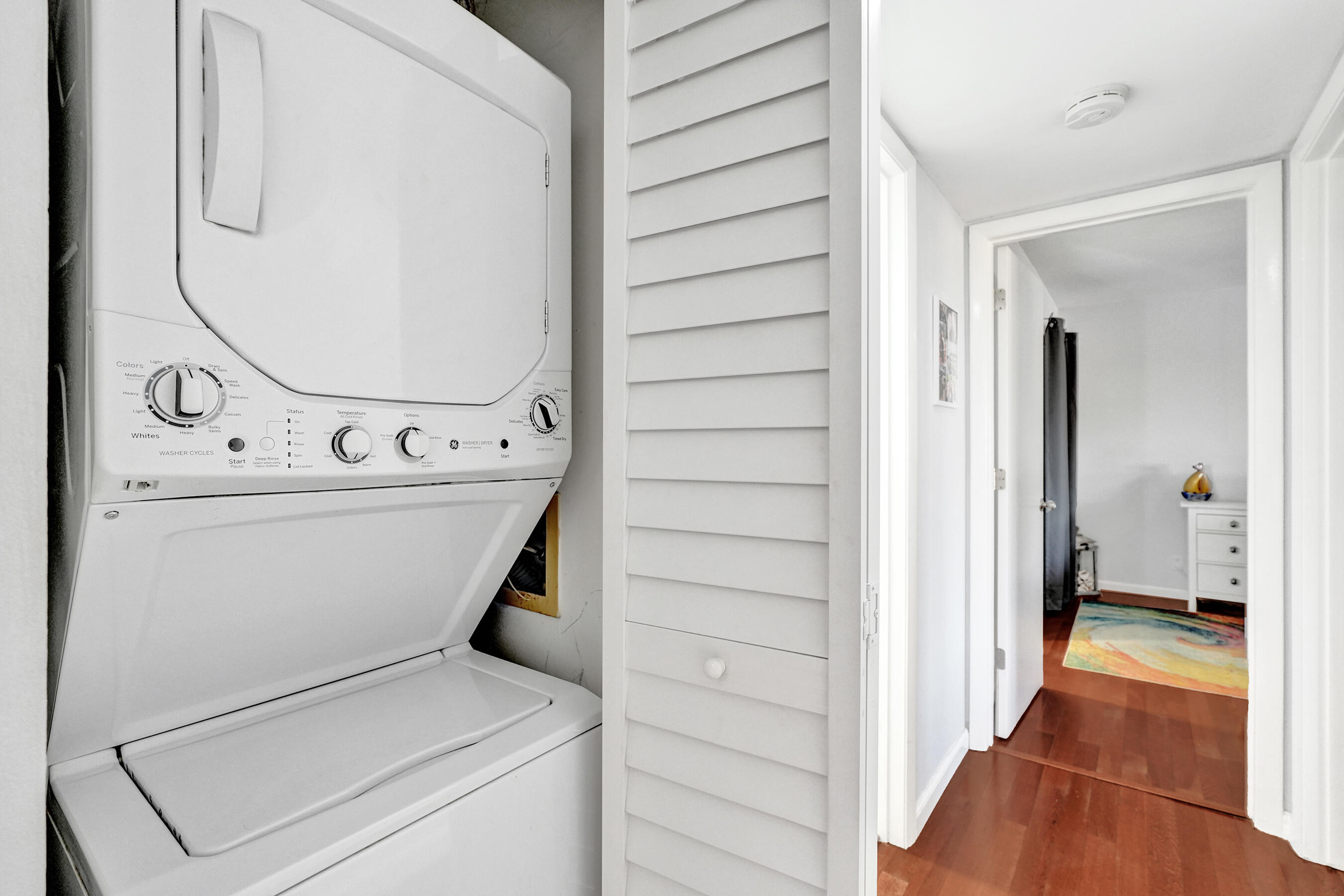 PALM CLUB VILLAGE I - Residential Lease