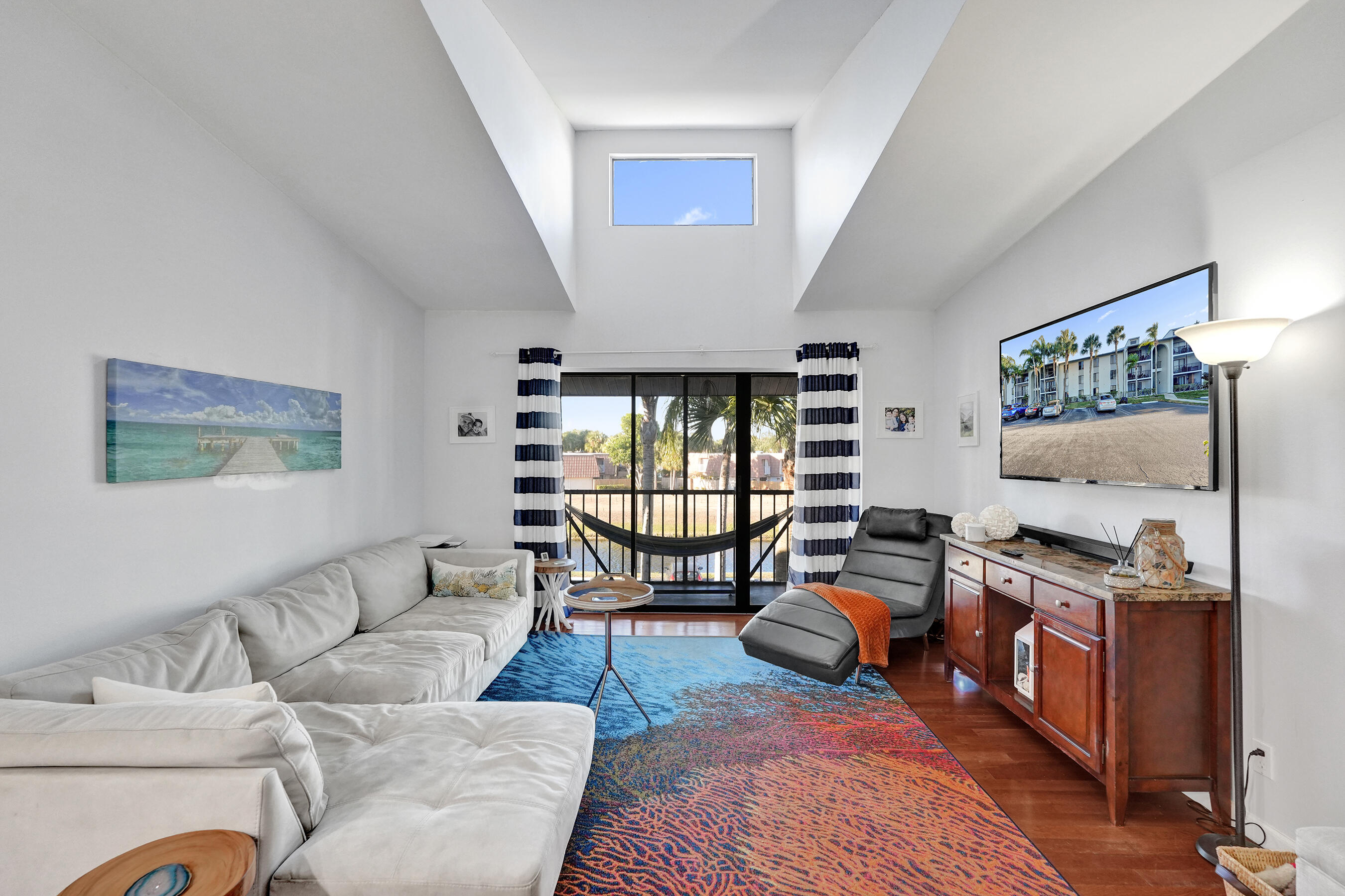 PALM CLUB VILLAGE I - Residential Lease