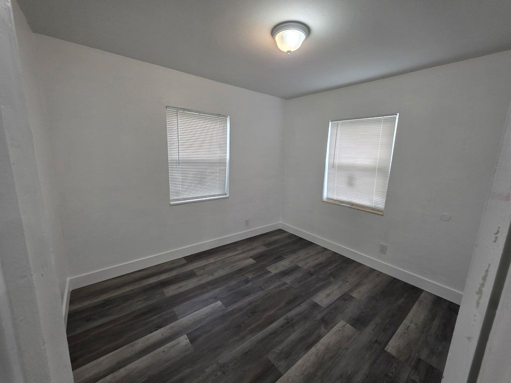 Photo of 1021 Henrietta Avenue #1019-5, West Palm Beach, FL 33401 (MLS # R11160674)