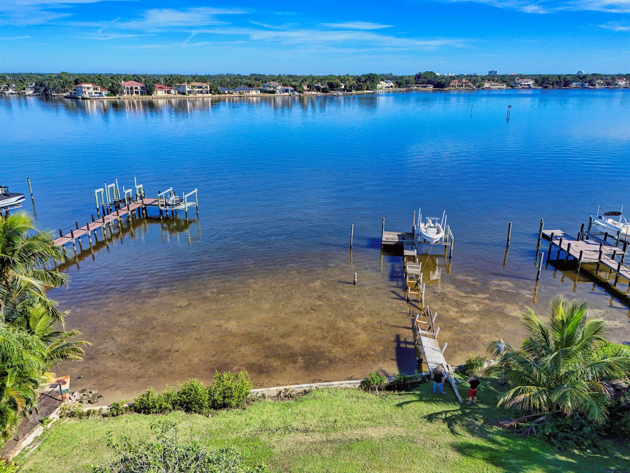 PENNOCK POINT - Land