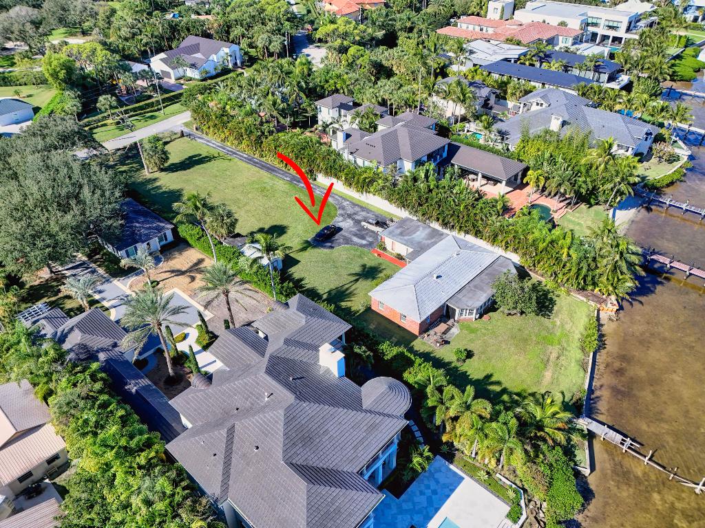 PENNOCK POINT - Land