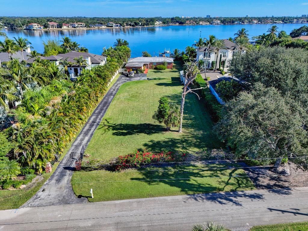Photo of 5297 Pennock Point Road, Jupiter, FL 33458 (MLS # R11147574)
