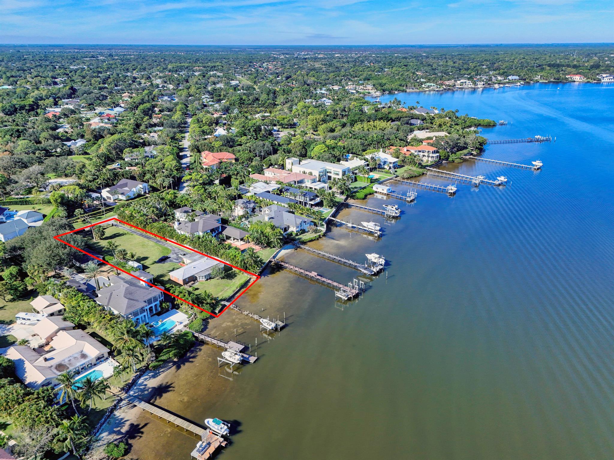 PENNOCK POINT - Land