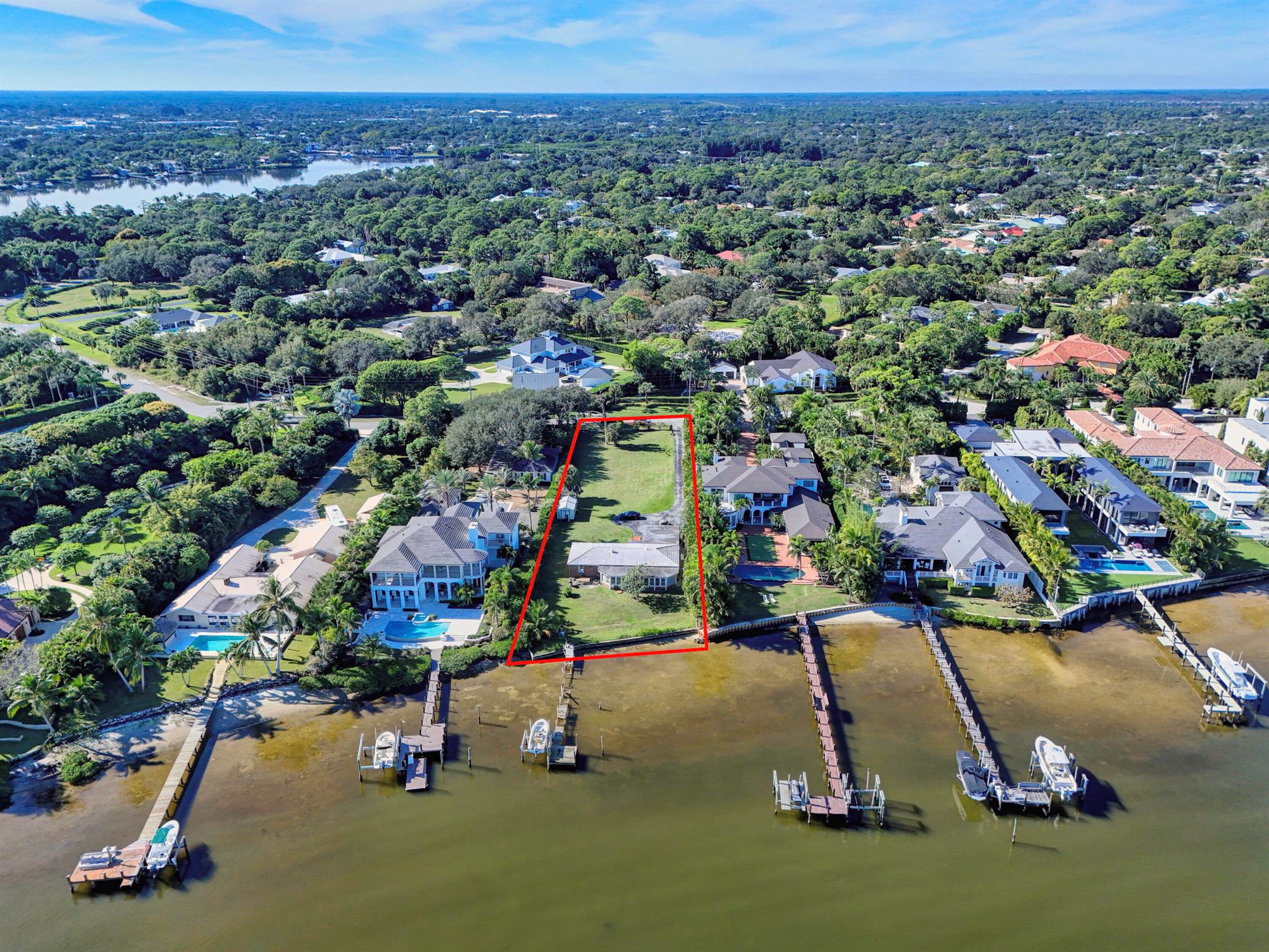 PENNOCK POINT - Land