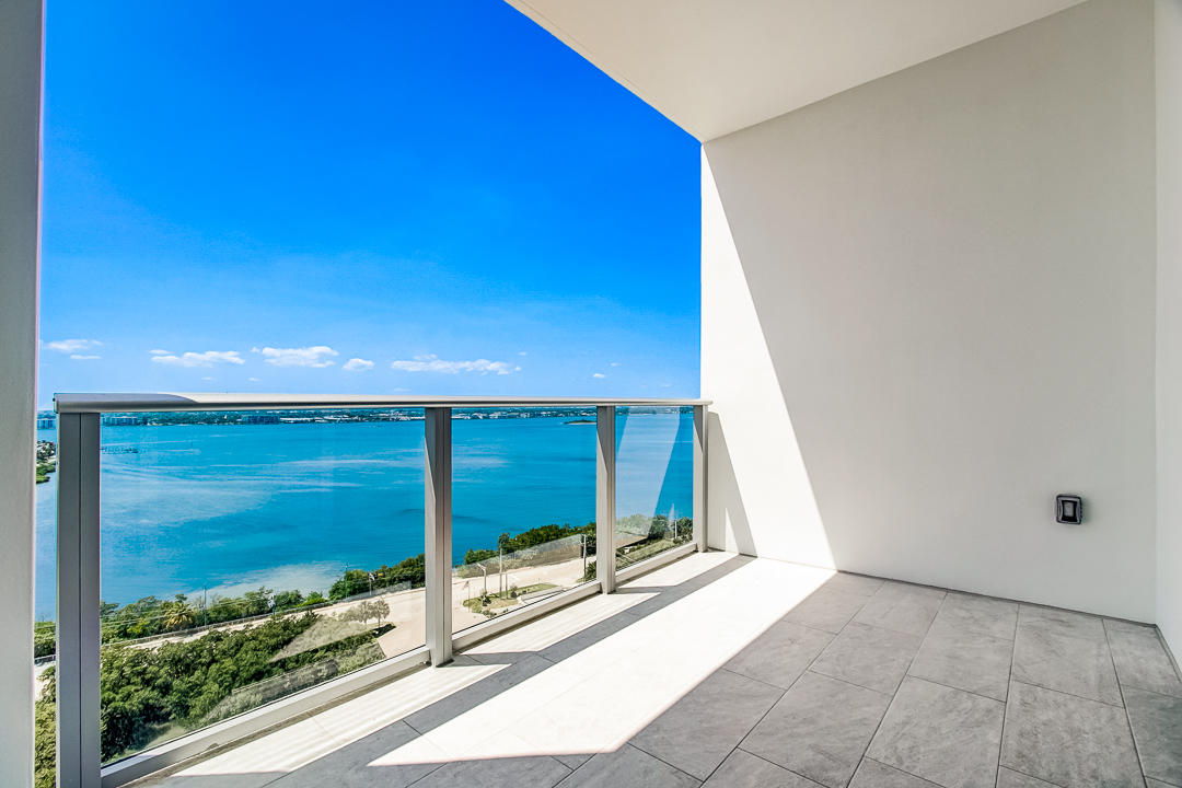 5000 NORTH OCEAN - Residential