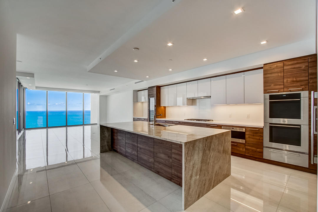 5000 NORTH OCEAN - Residential