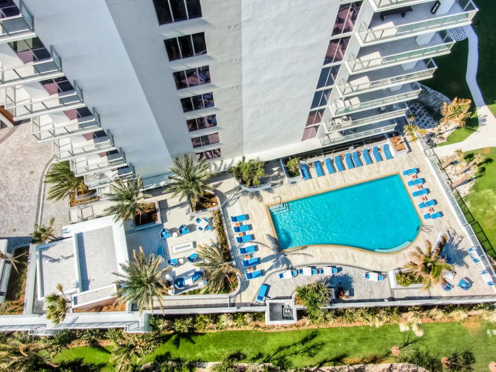 5000 NORTH OCEAN - Residential