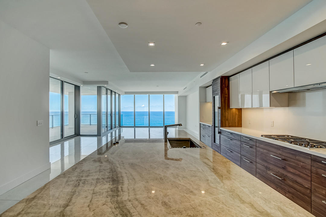 5000 NORTH OCEAN - Residential