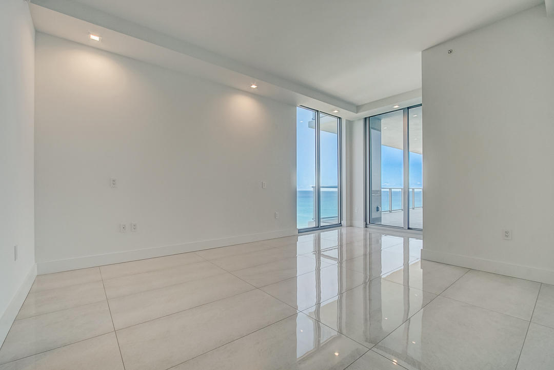 5000 NORTH OCEAN - Residential