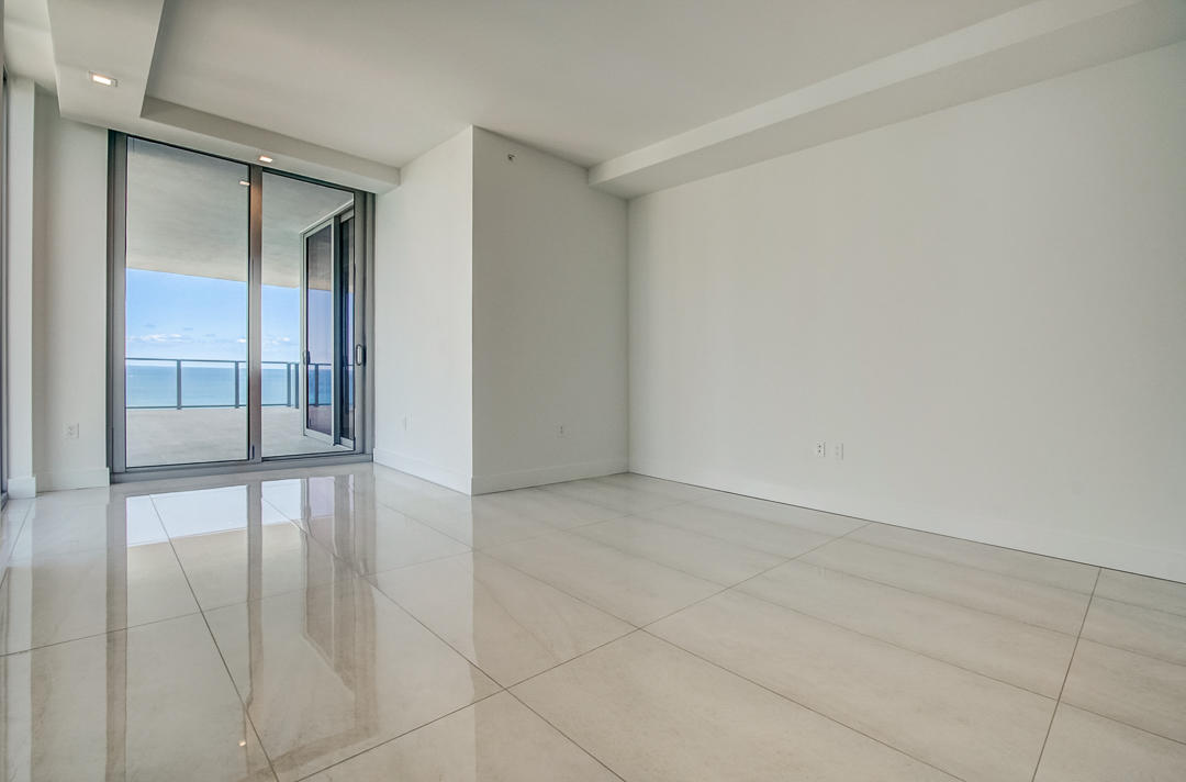 5000 NORTH OCEAN - Residential