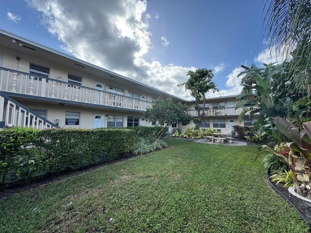 Photo of 801 S Federal Highway #101, Lake Worth Beach, FL 33460 (MLS # F10508166)