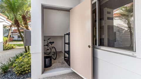 Tiny photo for 9265 NW 9th Court, Plantation, FL 33324 (MLS # B26041374)