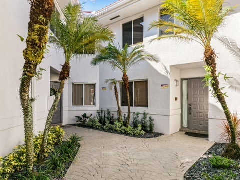 Tiny photo for 9265 NW 9th Court, Plantation, FL 33324 (MLS # B26041374)